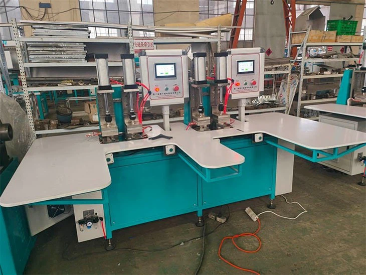 Silicone welding machine